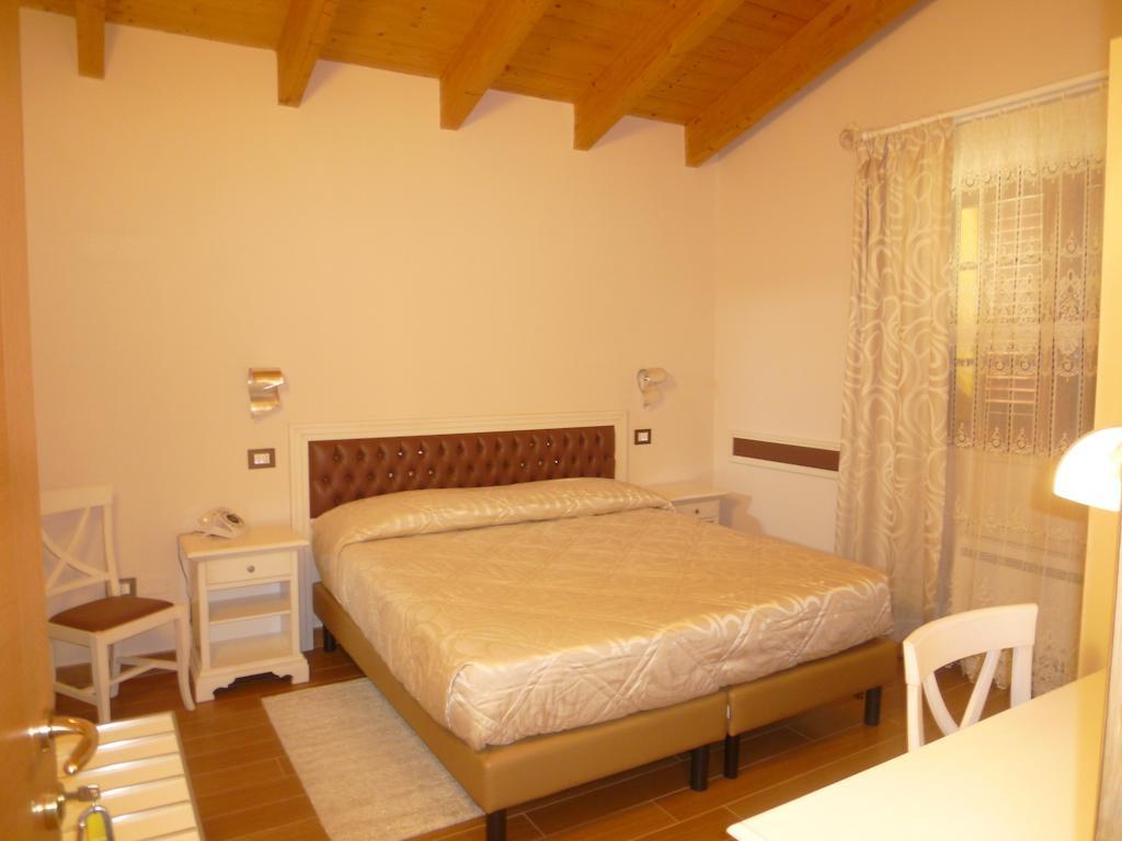 Relais Villa Giulia Bastia Umbra Bagian luar foto