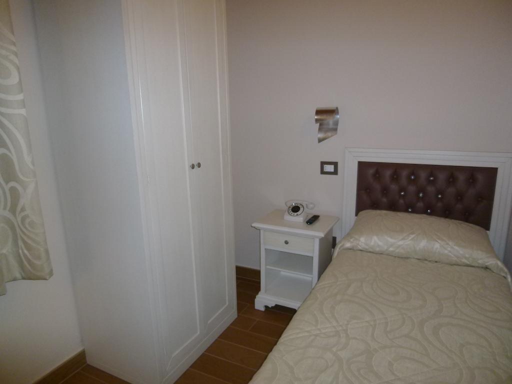 Relais Villa Giulia Bastia Umbra Bagian luar foto